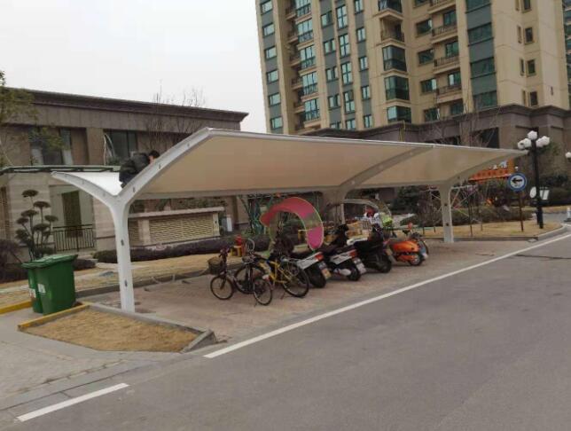  自行车棚